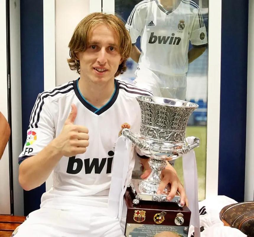 德国队1974年世界杯冠军成员赫尔佐格去世，享年79岁