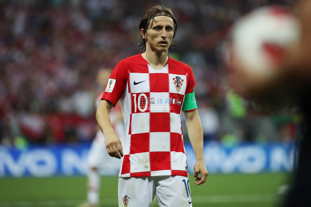 记者：马奎尔、德利赫特、谢什科缺席今日曼联训练